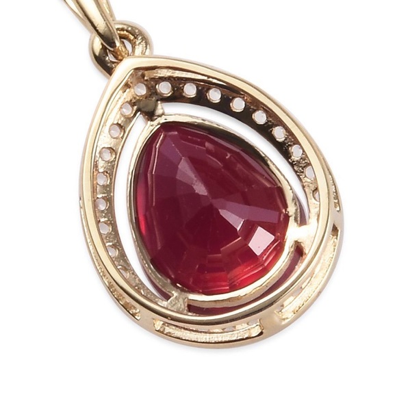 ♥️10K Yellow Gold Genuine Ruby Pendant♥️ - Picture 12 of 13